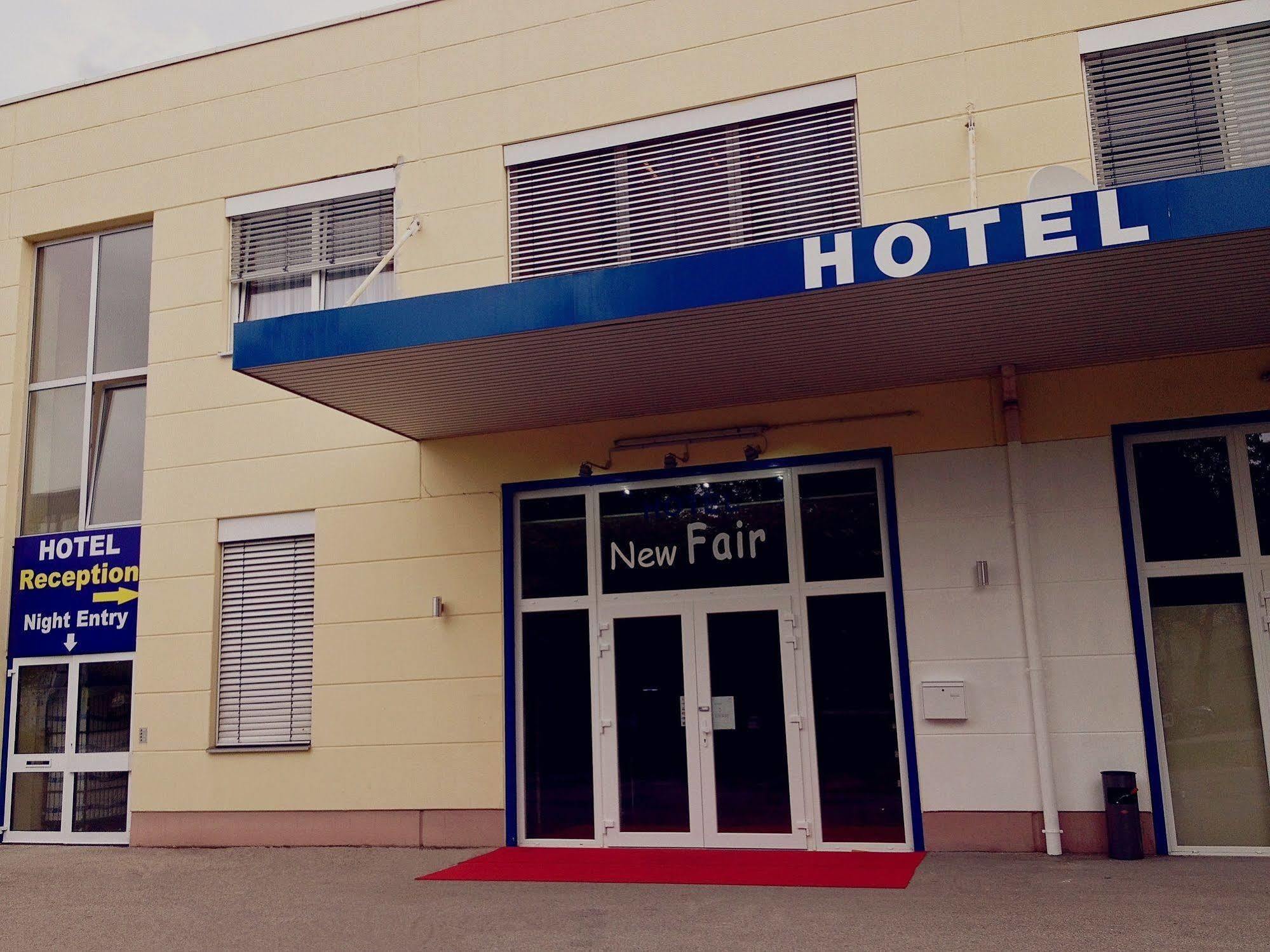 Hotel New Fair Munich Messe Экстерьер фото
